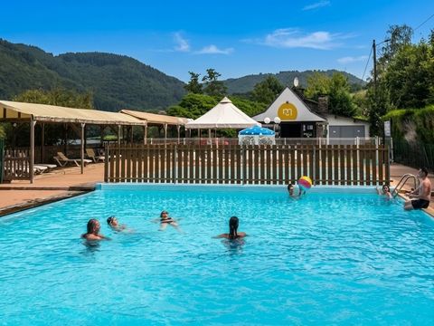 Camping Le Lac de Laval-de-Cère - Camping Lot - Image N°4